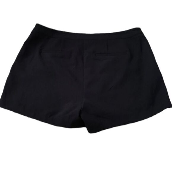 𝅺Torrid Double Button Shorts - Picture 3 of 7